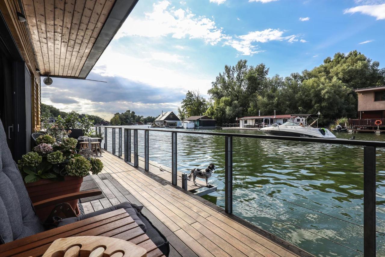 Hausbot U Rybara A Kacky Villa บราติสลาวา ภายนอก รูปภาพ